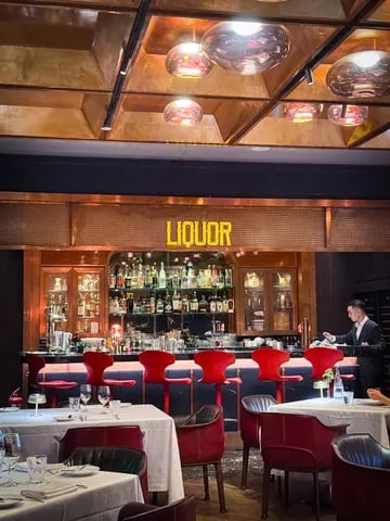 REX Wine & Grill