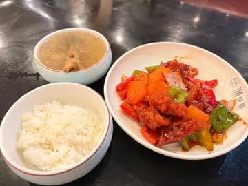 嚥宮川粵館
