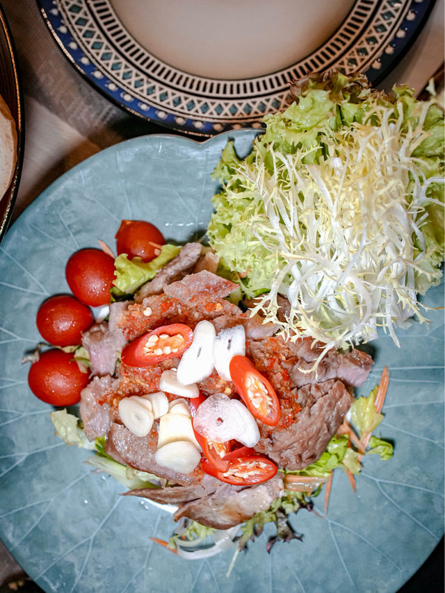 LUNA BAR & RESTAURANT 5