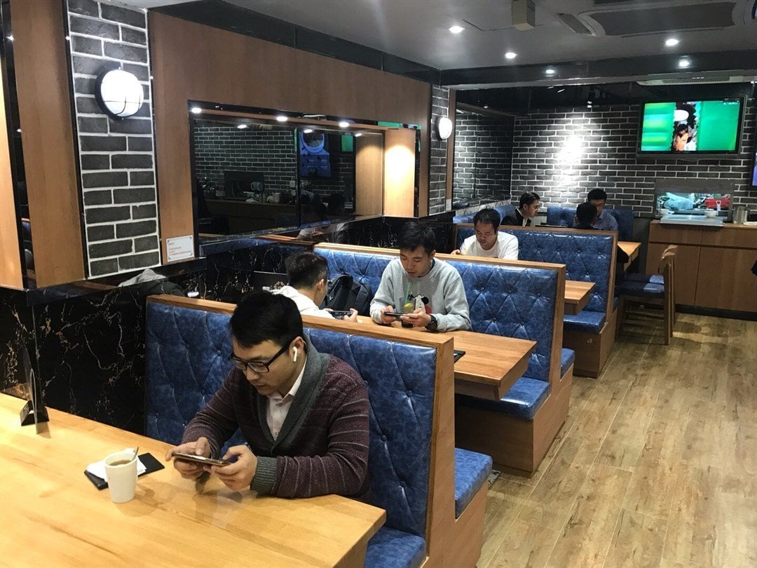 新軒尼詩茶餐廳
