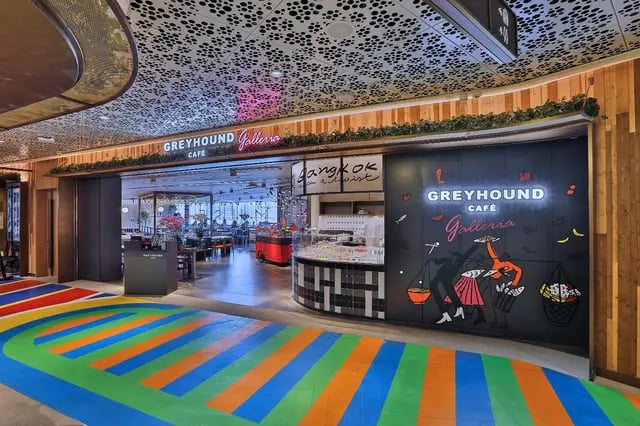Greyhound Café Galleria 3