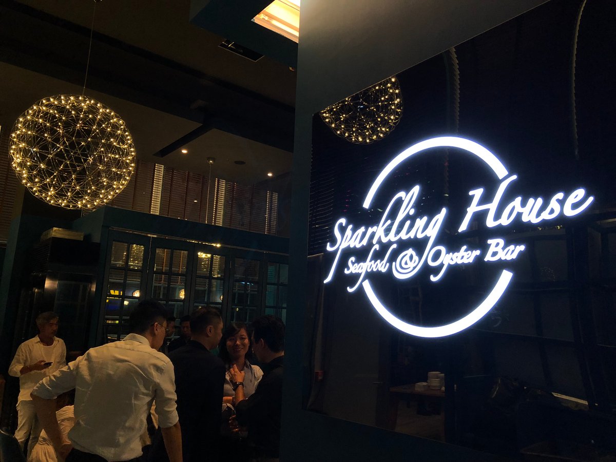 Sparkling House Seafood & Oyster Bar 5