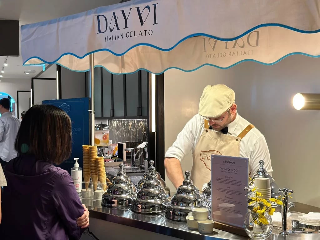 DAYVI GELATERIA 3