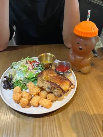 Lagom Bar & Cafe 4