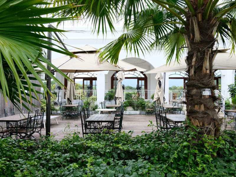 Billow Bar Seafood Bistro 4