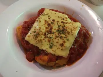香港中華基督教青年會新界會所餐廳