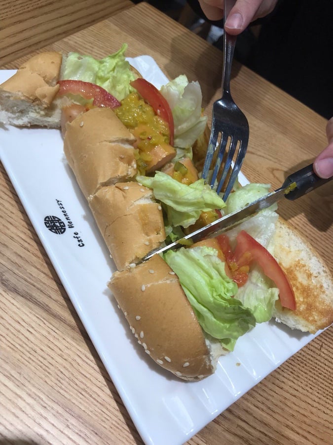 新軒尼詩茶餐廳 3