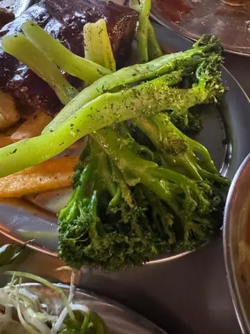 THE BOTTLE & STEAK 5
